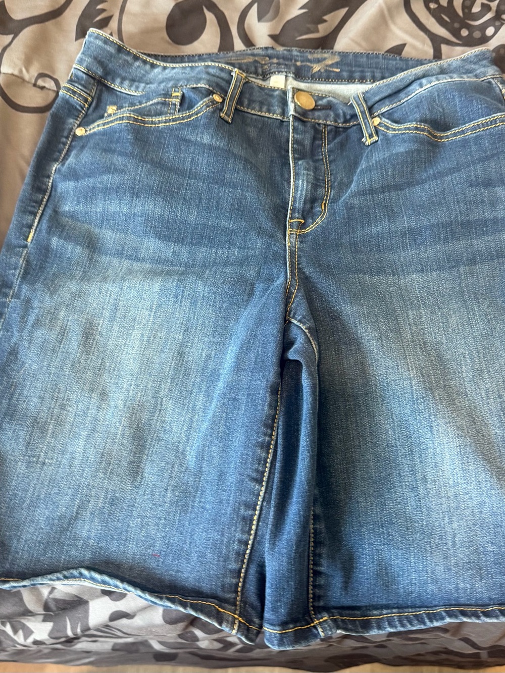 Seven7 Women's Medium Blue Denim Boyfriend Jeans